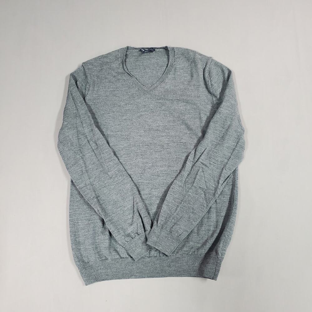 GAP 100% Extra Fine Merino Wool V-Neck Sweater Mens Size M - Picture 1 of 9